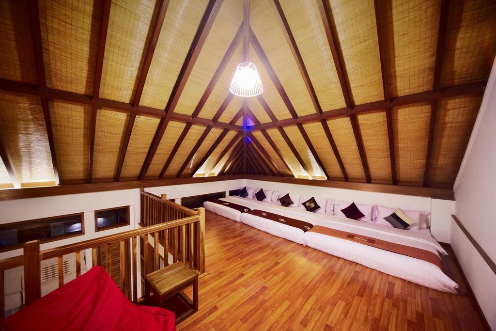 Villa Damar Boutique Hotel Bandung Exteriör bild