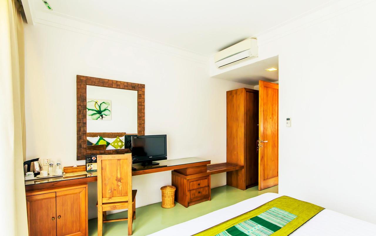 Villa Damar Boutique Hotel Bandung Exteriör bild