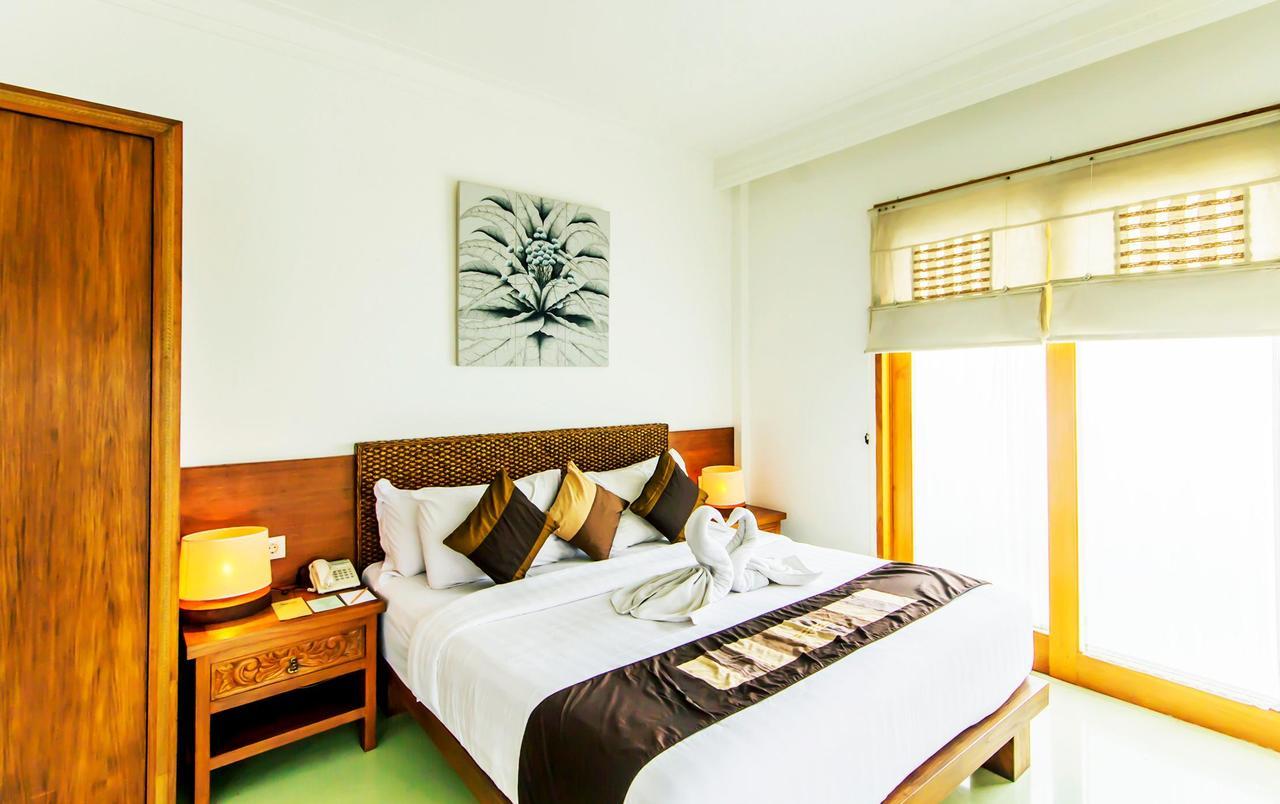 Villa Damar Boutique Hotel Bandung Exteriör bild