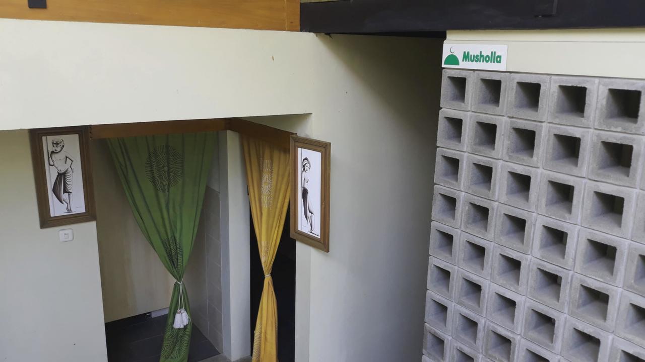 Villa Damar Boutique Hotel Bandung Exteriör bild